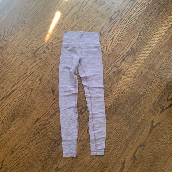 Lululemon Wunder Under Light Pink Leggings size 4 - Picture 6 of 7